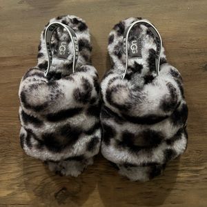 Girls Ugg Slippers Size 12